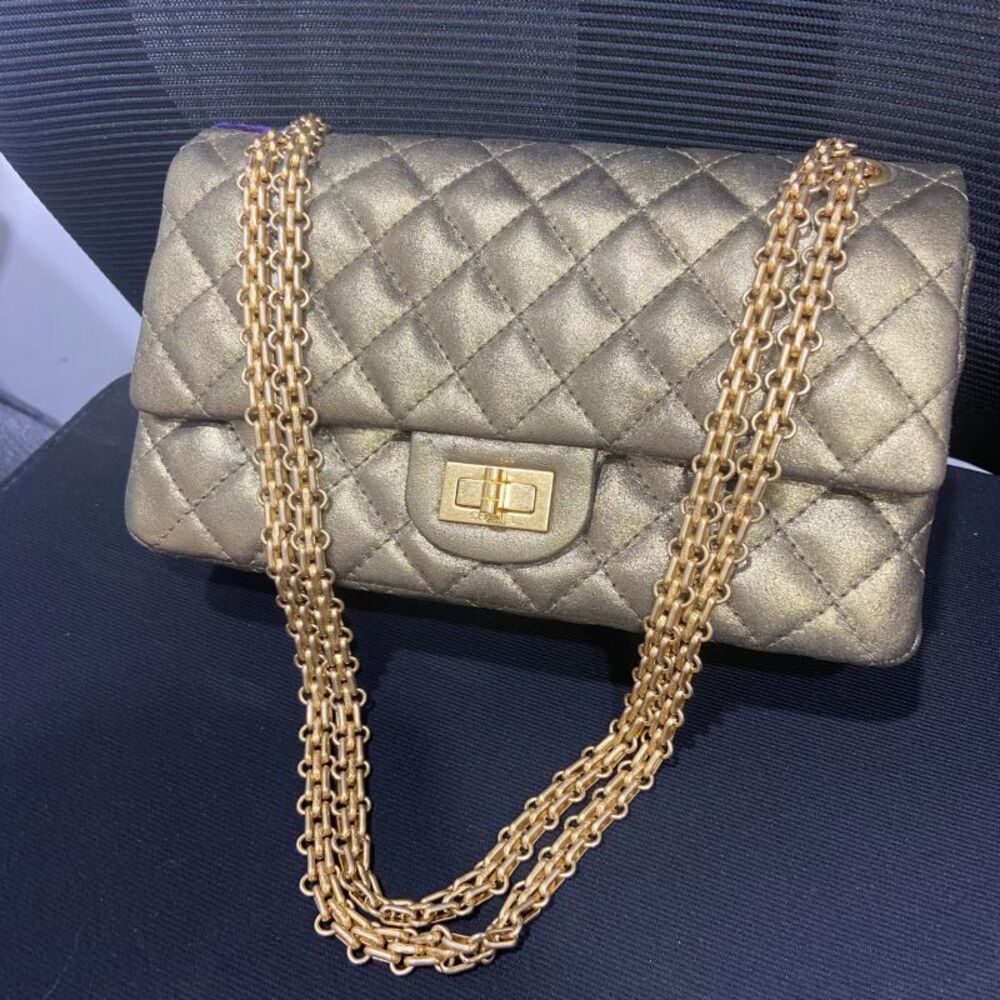 Chanel Women Pre-Loved Bag Very Good Condition